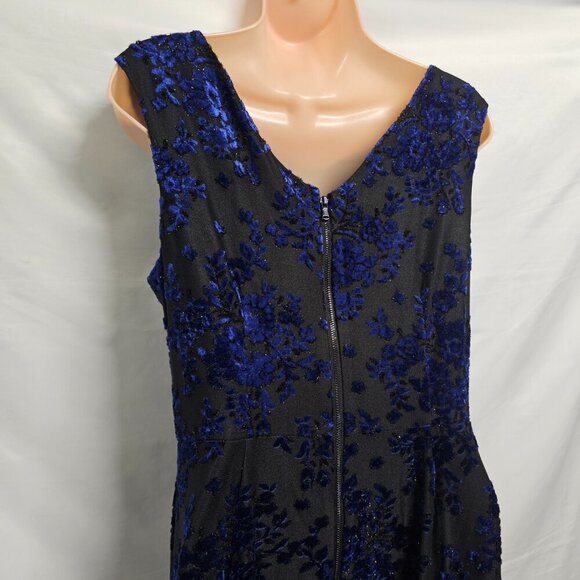 Betsey Johnson Burnout Fit & Flare Dress Women Size 10 Black Blue - Picture 9 of 16